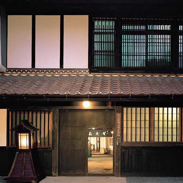 賀茂泉酒造の建物外観