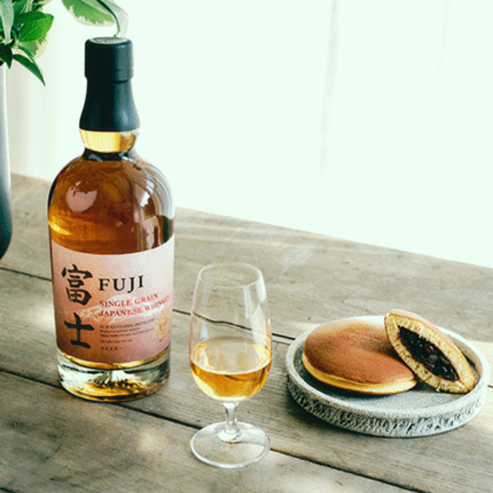 蔵出しお取り寄せ シングルドメーヌアルマニャック ヴァギー 1930年 350ml 豪華木箱入り 蔵出しお取り寄せ シングルドメーヌアルマニャック ヴァギー 1927年