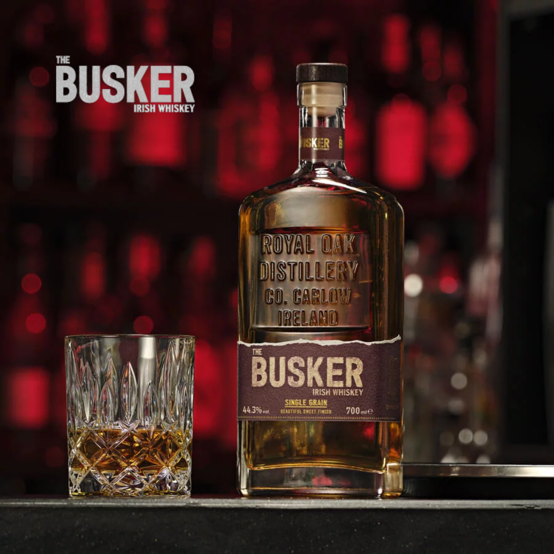 【限定特価】バスカー シングルグレーン アイリッシュウイスキー 700ml 44.3% | THE BUSKER