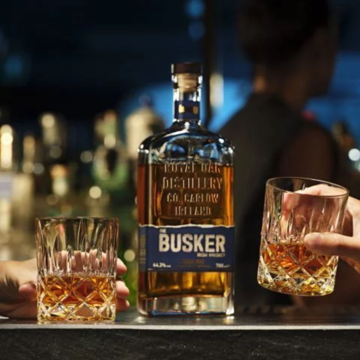 【限定特価】バスカー シングルモルト アイリッシュウイスキー 700ml 44.3% | THE BUSKER Single Malt