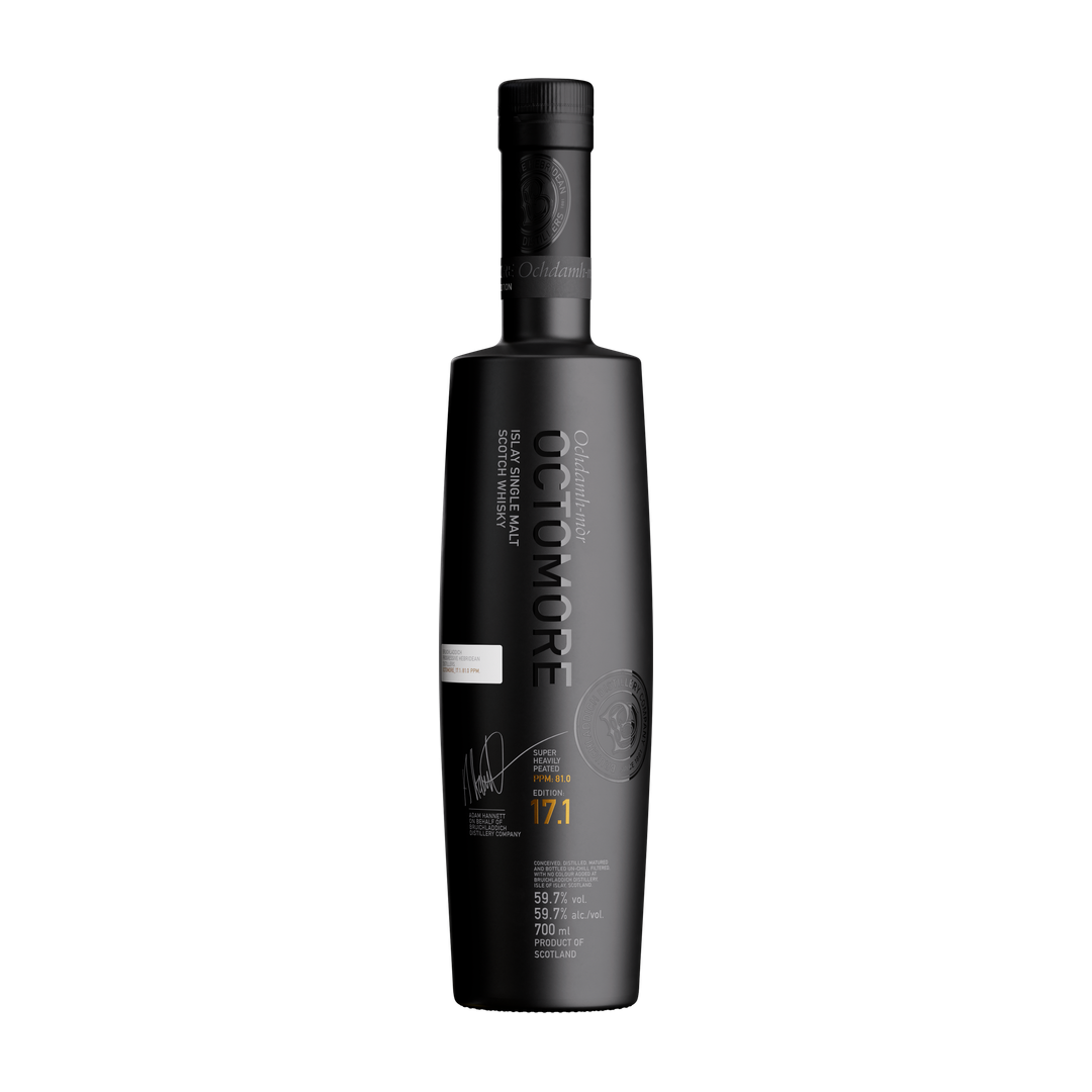 オクトモア 17.1 700ml 59.7% ボトル正面